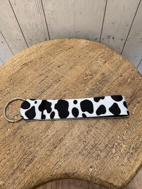 Black White Cow Pattern Wristlet Strap Phone Strap Keychain Keyholder